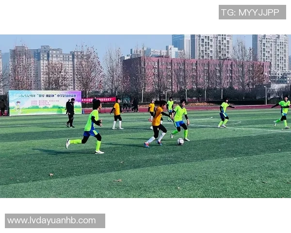 张娜的足球人生：从草地到绿茵场的深度对话与心路历程