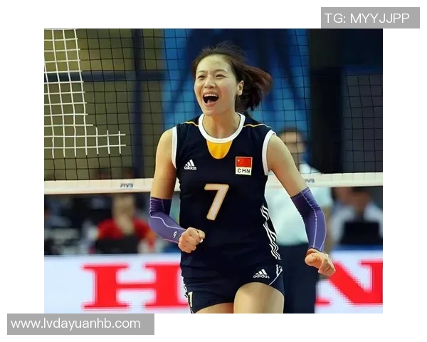 漫画风格的足球明星背影女神照片展现独特魅力与运动精神 漫画风格的足球明星背影女神照片展现独特魅力与运动精神